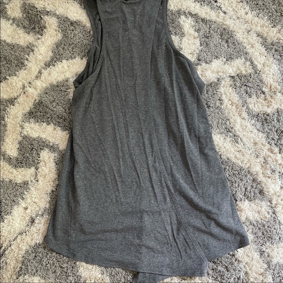 Carbon38 tie back tank - Picture 4 of 5